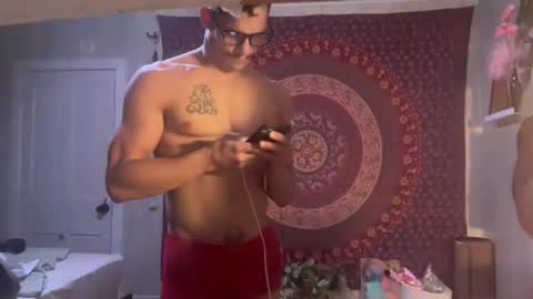 Snapshot of wolfblazer5 chatting on 01-28-25, 12:47 Wolfblazer online show from 01-28-25, 12:47