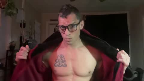 Snapshot of wolfblazer5 chatting on 03-05-25, 11:17 Wolfblazer online show from 03-05-25, 11:17