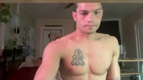 Snapshot of wolfblazer5 chatting on 03-08-25, 10:54 Wolfblazer online show from 03-08-25, 10:54