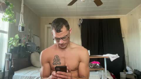 Snapshot of wolfblazer5 chatting on 03-10-25, 04:35 Wolfblazer online show from 03-10-25, 04:35