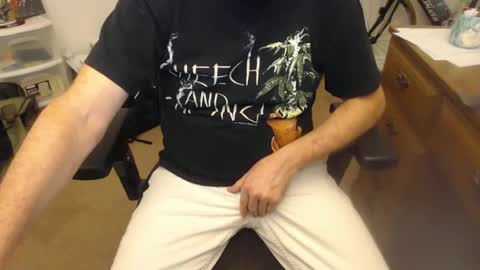 Snapshot of wolfie0717 chatting on 03-03-25, 02:04 wolfie0717 online show from 03-03-25, 02:04