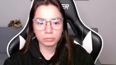 Alex online show from 04-01-26, 01:50