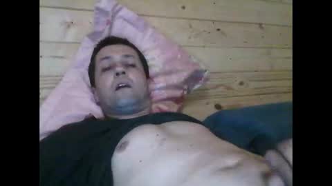 Snapshot of wolfvili chatting on 03-08-26, 06:23 Vili online show from 03-08-26, 06:23