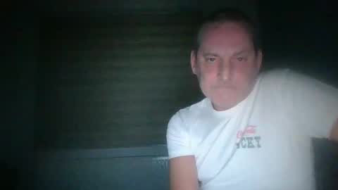 Snapshot of womanadorer chatting on 01-01-25, 04:29 DrippinandCum... online show from 01-01-25, 04:29