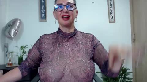 Snapshot of womanhornyx chatting on 02-13-26, 12:06 Womanhornyx online show from 02-13-26, 12:06