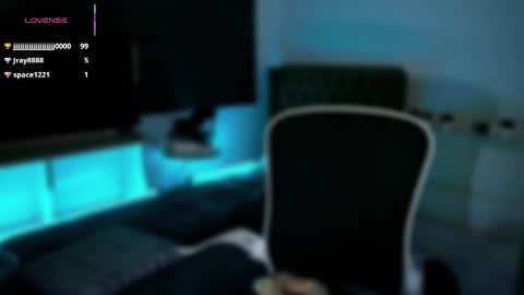 Julia online show from 09-28-25, 06:19