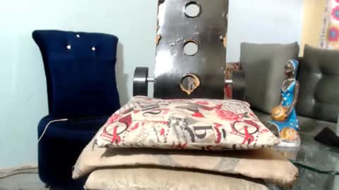 SHENIEL RODRIGUEZ online show from 12-11-24, 07:57