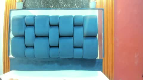 wonderkloe_ online show from 04-13-26, 02:39