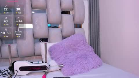 wonderkloe_ online show from 04-18-26, 09:04