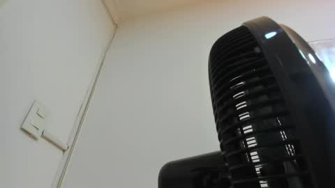 Snapshot of wonderkloe_ chatting on 04-27-26, 02:20 wonderkloe_ online show from 04-27-26, 02:20