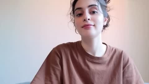 Stia online show from 03-19-26, 05:22