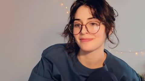 Stia online show from 04-14-26, 04:35