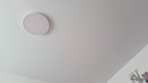 Snapshot of wonderland_stia chatting on 04-30-26, 02:01 Stia online show from 04-30-26, 02:01