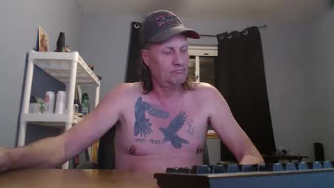 Snapshot of woody1nut chatting on 02-18-26, 03:24 Woody online show from 02-18-26, 03:24
