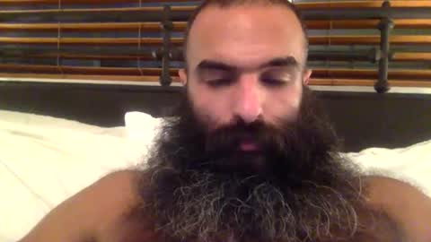 woof_wolf37 online show from 02-11-26, 05:34