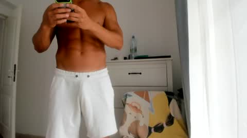 Snapshot of woolfiie chatting on 07-13-26, 10:18 Wolfie online show from 07-13-26, 10:18