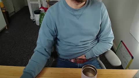 Snapshot of wooyay chatting on 10-21-25, 10:16 Wooyay online show from 10-21-25, 10:16