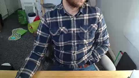 Snapshot of wooyay chatting on 10-24-25, 10:22 Wooyay online show from 10-24-25, 10:22