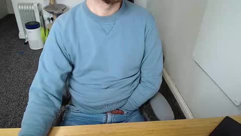 Snapshot of wooyay chatting on 12-17-25, 11:49 Wooyay online show from 12-17-25, 11:49