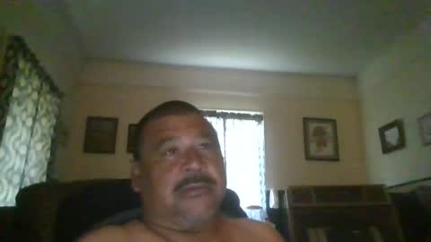 Snapshot of woperator12 chatting on 04-26-26, 11:24 woperator12 online show from 04-26-26, 11:24