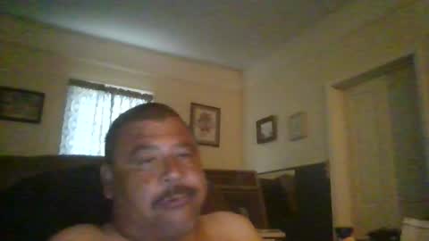 Snapshot of woperator12 chatting on 04-30-26, 11:42 woperator12 online show from 04-30-26, 11:42