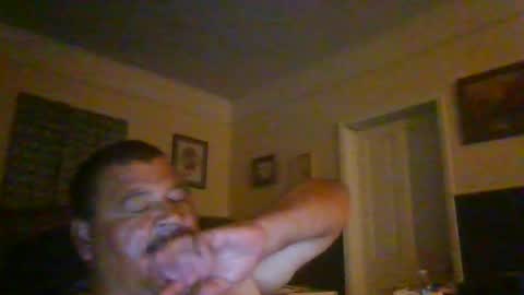 Snapshot of woperator12 chatting on 05-11-26, 01:22 woperator12 online show from 05-11-26, 01:22