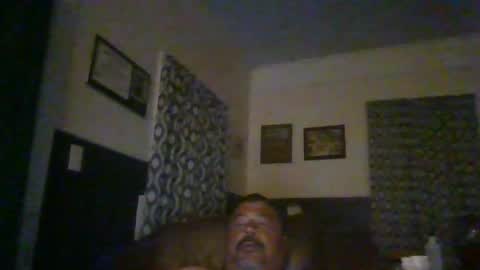 Snapshot of woperator12 chatting on 05-19-26, 01:22 woperator12 online show from 05-19-26, 01:22