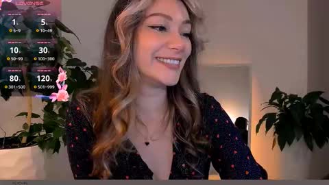 Snapshot of worldsbaby chatting on 09-28-25, 04:45 worldsbaby online show from 09-28-25, 04:45