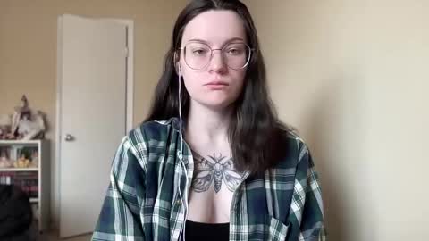 Snapshot of worship_lucina chatting on 01-13-25, 03:26 Lucina online show from 01-13-25, 03:26