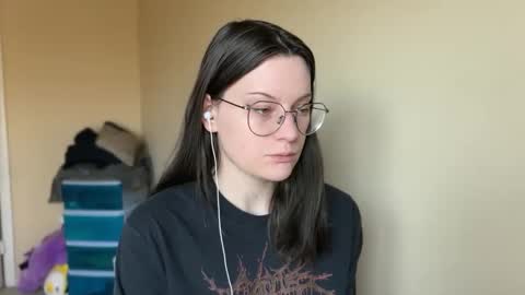 Snapshot of worship_lucina chatting on 02-17-25, 05:53 Lucina online show from 02-17-25, 05:53