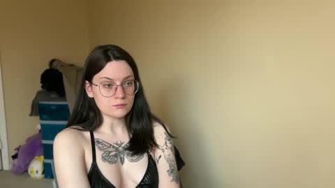 Snapshot of worship_lucina chatting on 03-05-25, 05:50 Lucina online show from 03-05-25, 05:50