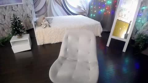 Snapshot of wow_co chatting on 12-20-24, 01:25 wow_co online show from 12-20-24, 01:25