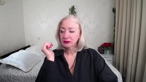 Snapshot of wow_co chatting on 02-12-26, 05:19 wow_co online show from 02-12-26, 05:19