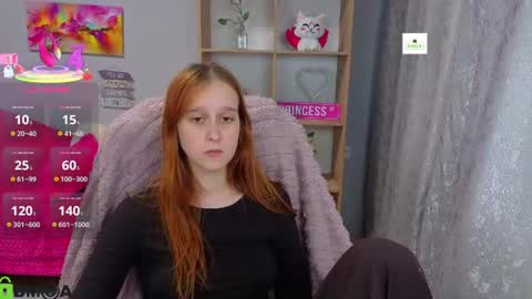 Snapshot of wow_emma_ chatting on 06-12-26, 02:27 wow_emma_ online show from 06-12-26, 02:27