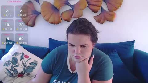 Kaitlyn xx online show from 06-18-26, 06:02