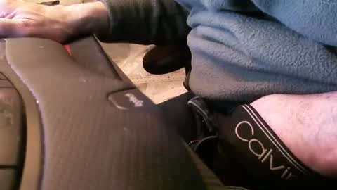 wrangleat0r online show from 02-10-25, 03:57