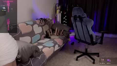 Neo and Abby online show from 11-11-25, 10:15