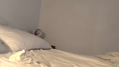 Snapshot of wtatto chatting on 12-19-24, 12:01 wtatto online show from 12-19-24, 12:01