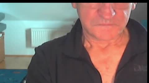 Wuki online show from 10-24-25, 12:01