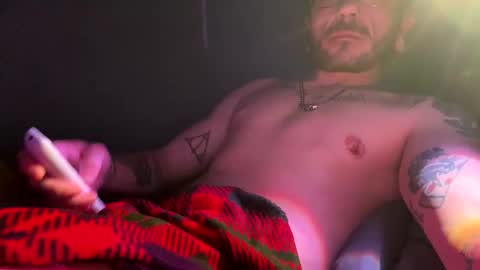 Snapshot of wyatt552 chatting on 05-08-26, 02:17 wyatt552 online show from 05-08-26, 02:17
