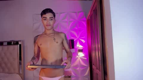 wyatt online show from 12-15-25, 02:27