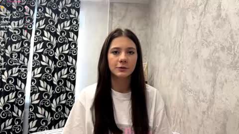 Snapshot of wynonasirin chatting on 09-24-25, 12:41 Margo online show from 09-24-25, 12:41