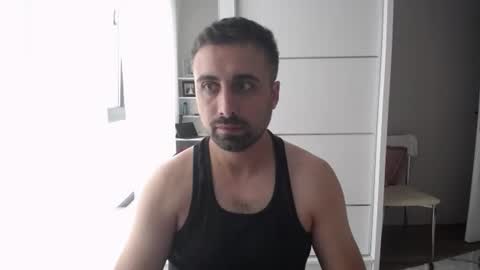 Snapshot of x_____0_____x chatting on 06-19-26, 11:47 Mr. Lonely online show from 06-19-26, 11:47