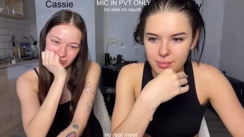 wiwi clap clap cat baby girl online show from 02-10-26, 10:19