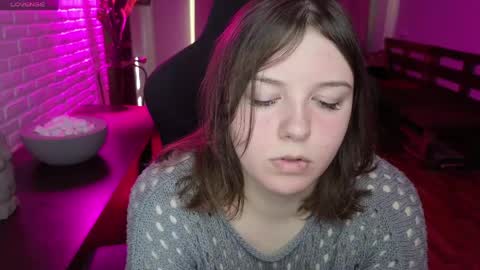 LOVE NERDS ONLY online show from 06-02-26, 03:52