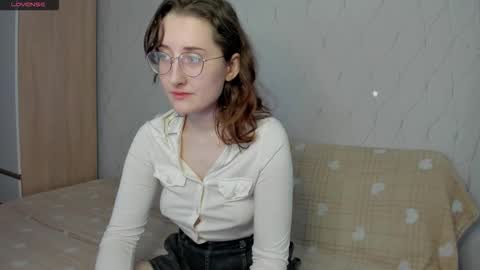 Agatha online show from 10-22-25, 02:34
