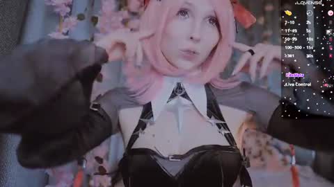 Snapshot of x_sexykitten666_x chatting on 07-03-26, 04:02 Lucy online show from 07-03-26, 04:02