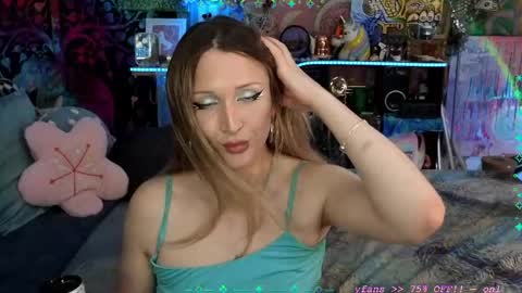 Snapshot of xaevynne chatting on 05-28-26, 03:26 Xaevynne Sometimes Milla Milla The Cute as a Buttom Brunette online show from 05-28-26, 03:26