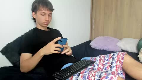 Snapshot of xamyu chatting on 12-07-24, 09:00 Xam online show from 12-07-24, 09:00