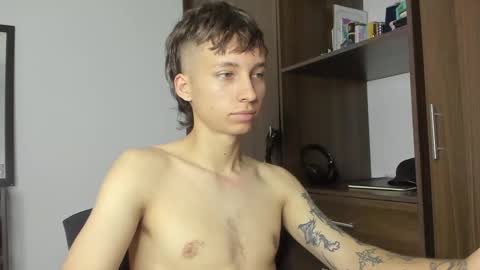 Snapshot of xamyu chatting on 10-29-25, 09:49 Xam online show from 10-29-25, 09:49